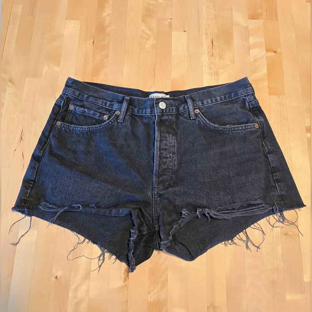 AGOLDE Parker Frey Hem Button Fly Denim Shorts Size 30